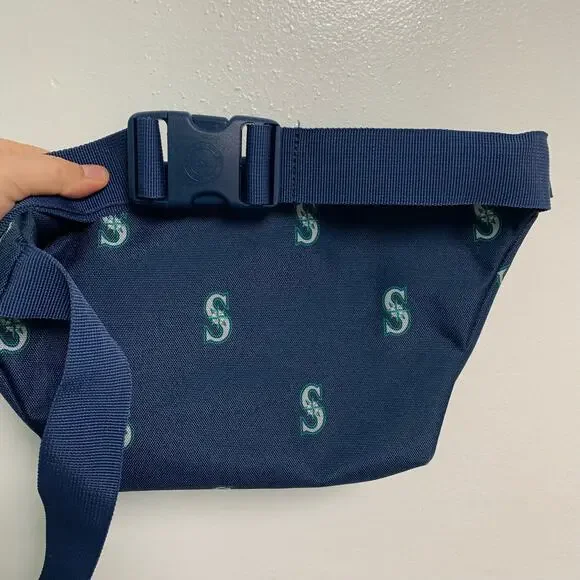 Herschel Supply Co. MLB Seattle Mariners Baseball Fanny Pack Waist Bag - Picture 5 of 5
